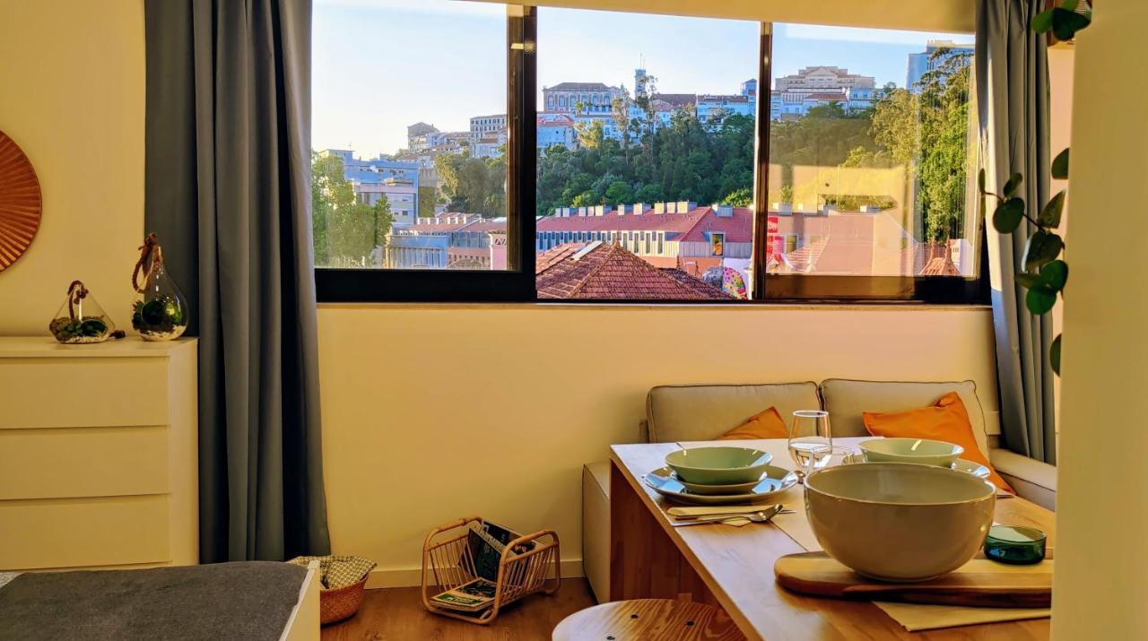 Stylish And Elegant Studio - Best View And Location In Coimbra Downton Exterior photo