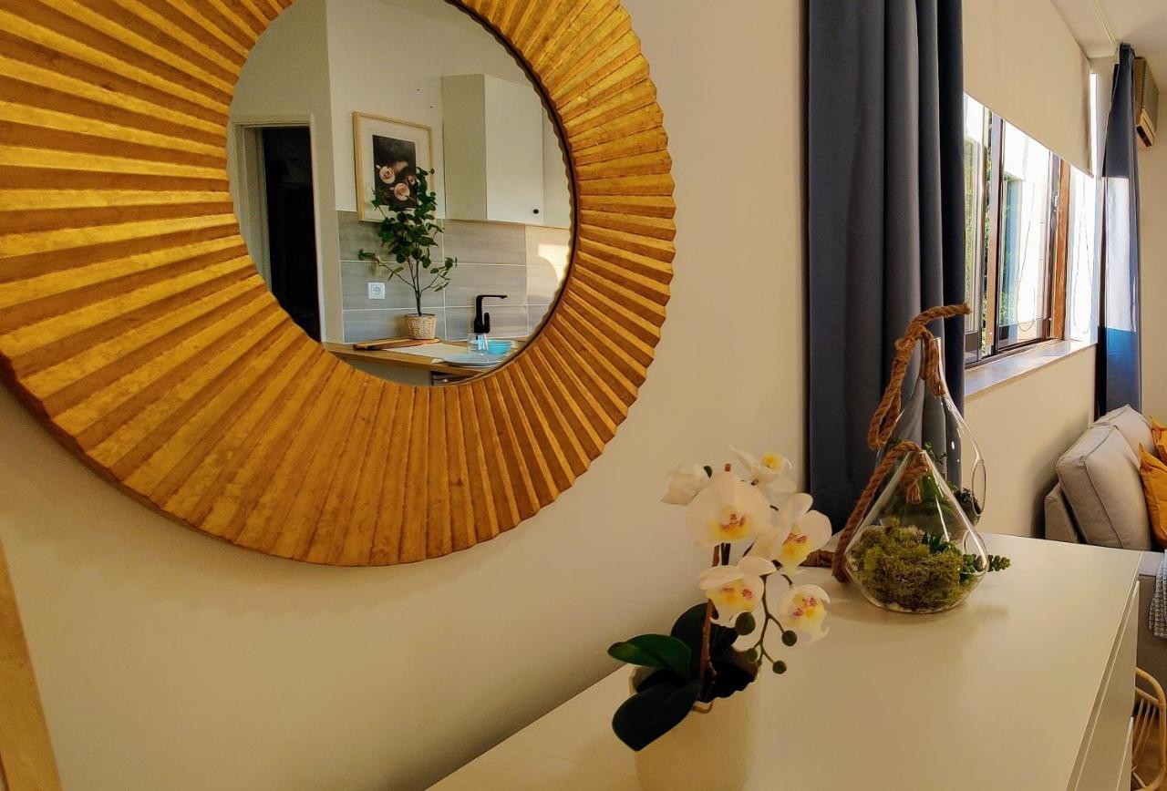 Stylish And Elegant Studio - Best View And Location In Coimbra Downton Exterior photo