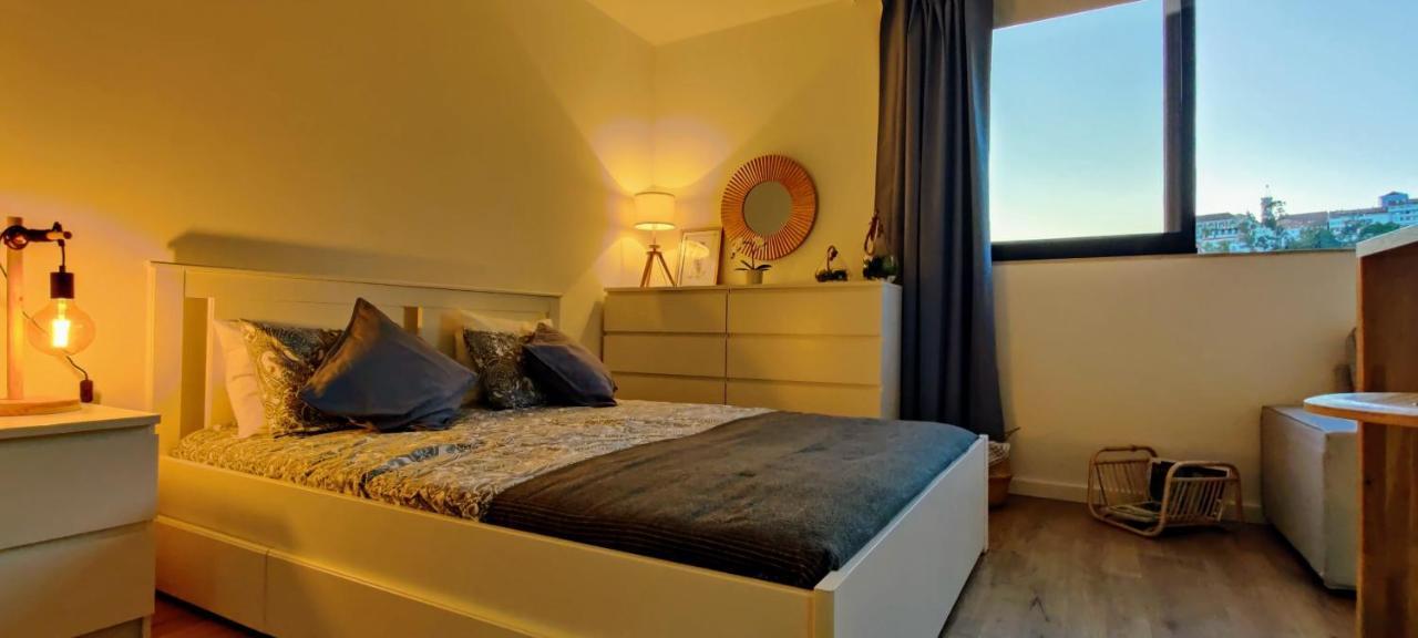Stylish And Elegant Studio - Best View And Location In Coimbra Downton Exterior photo