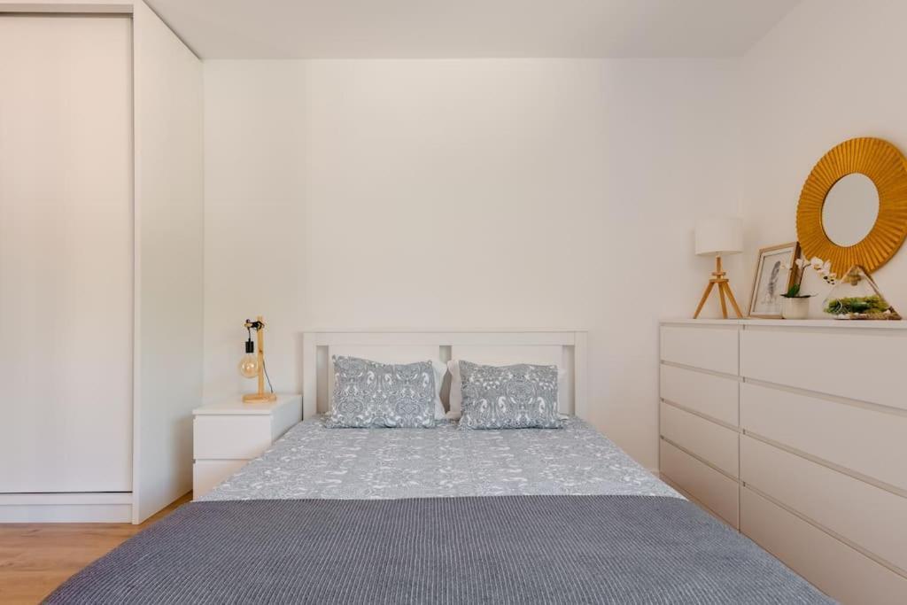 Stylish And Elegant Studio - Best View And Location In Coimbra Downton Exterior photo
