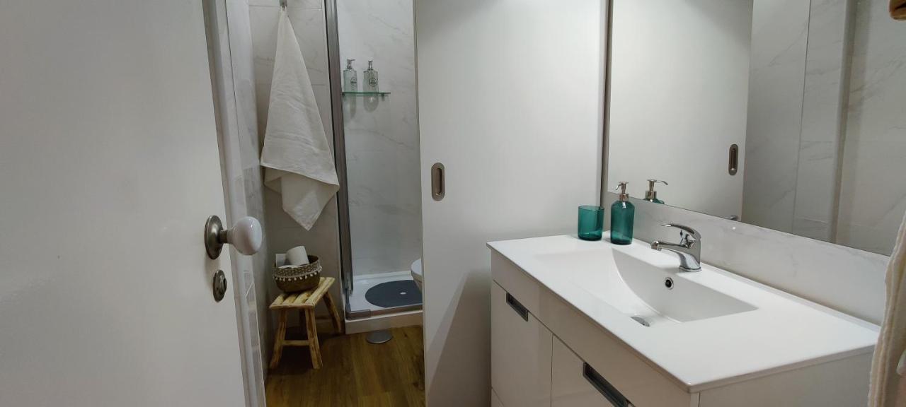 Stylish And Elegant Studio - Best View And Location In Coimbra Downton Exterior photo